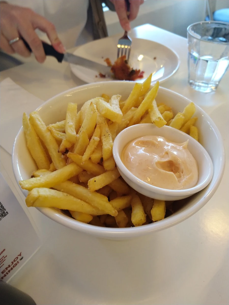 Chips, Half Half Pizza