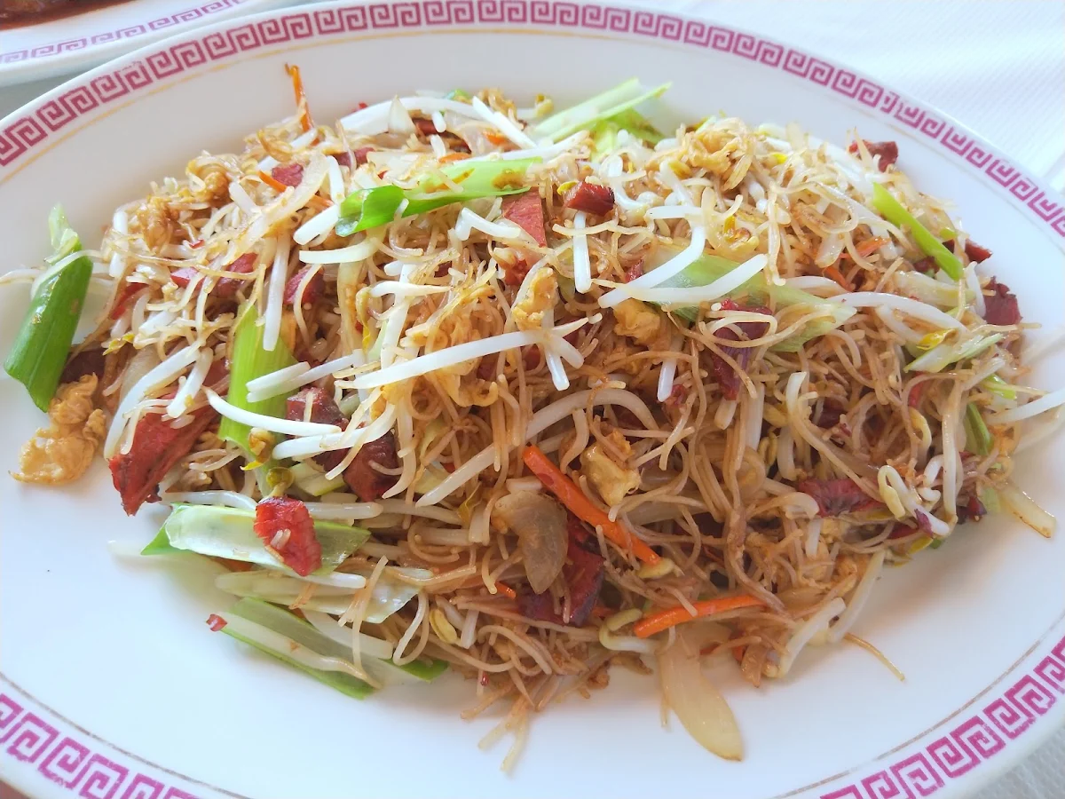 Singapore Fried Rice Noodles