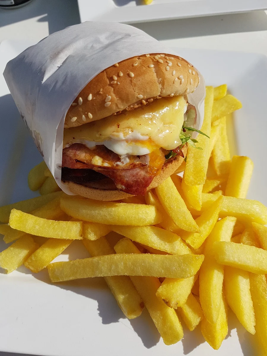 Hamburger & Chips, Poseidon's Catch
