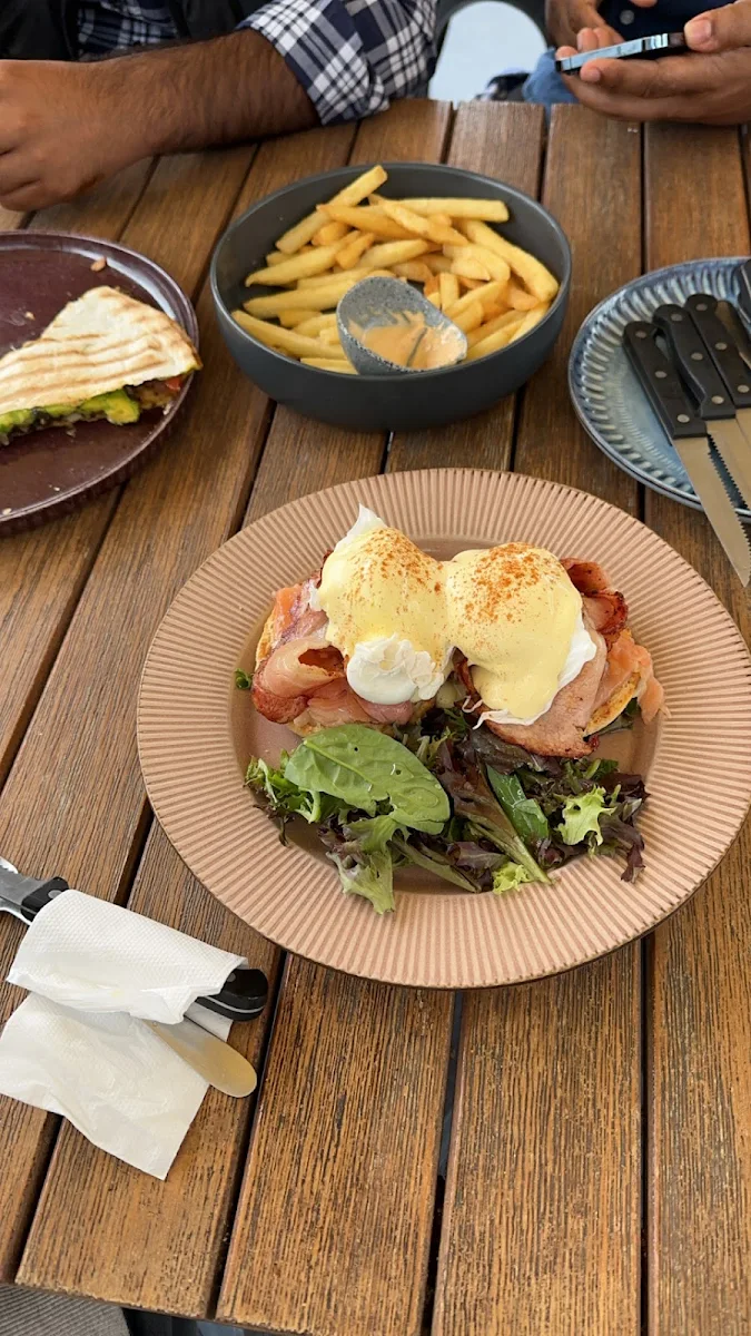 Breaky Stack V, Pops Cafe Bar Mount Eliza