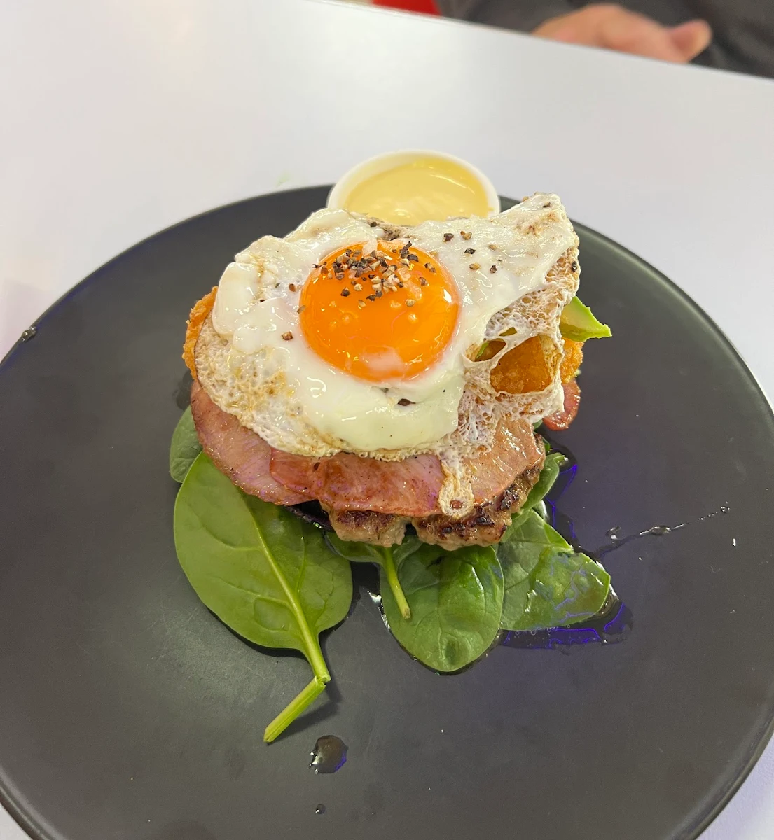 Highlights, Groove 'n' Grill Diner