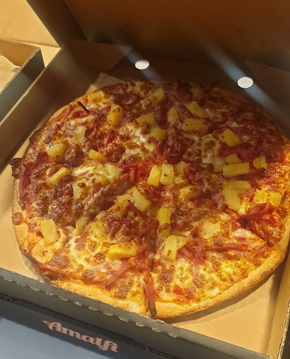 Hawaiian Pizza