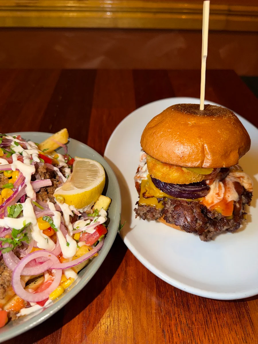 Highlights, Street Taste - Carlton