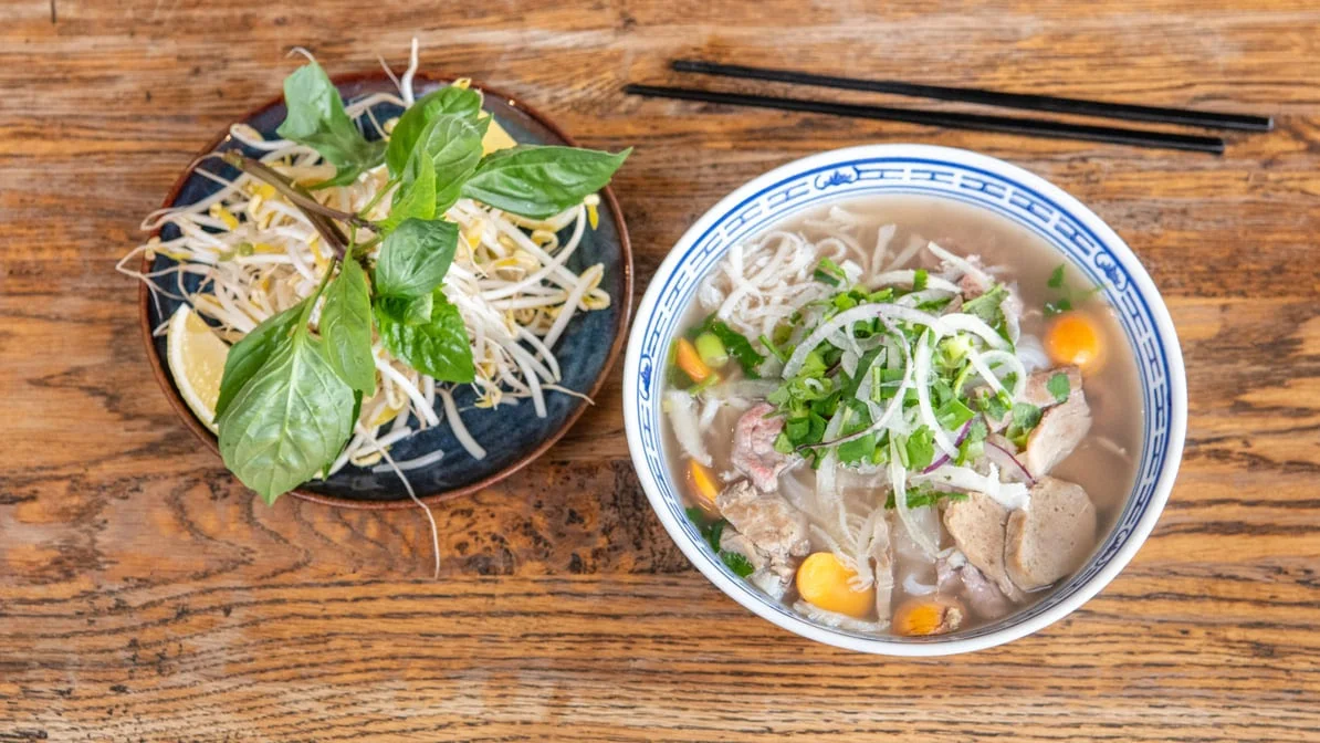 Highlights, Melton Pho