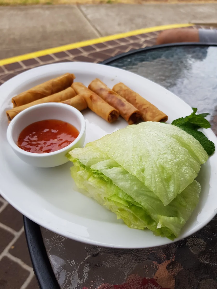 Spring Roll, Melton Pho