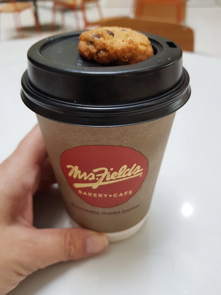 Coffee, Mrsfields Uptown