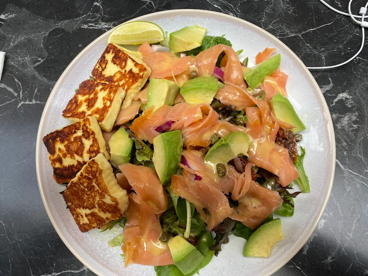 Smoked Salmon Salad with a Side of Halloumi