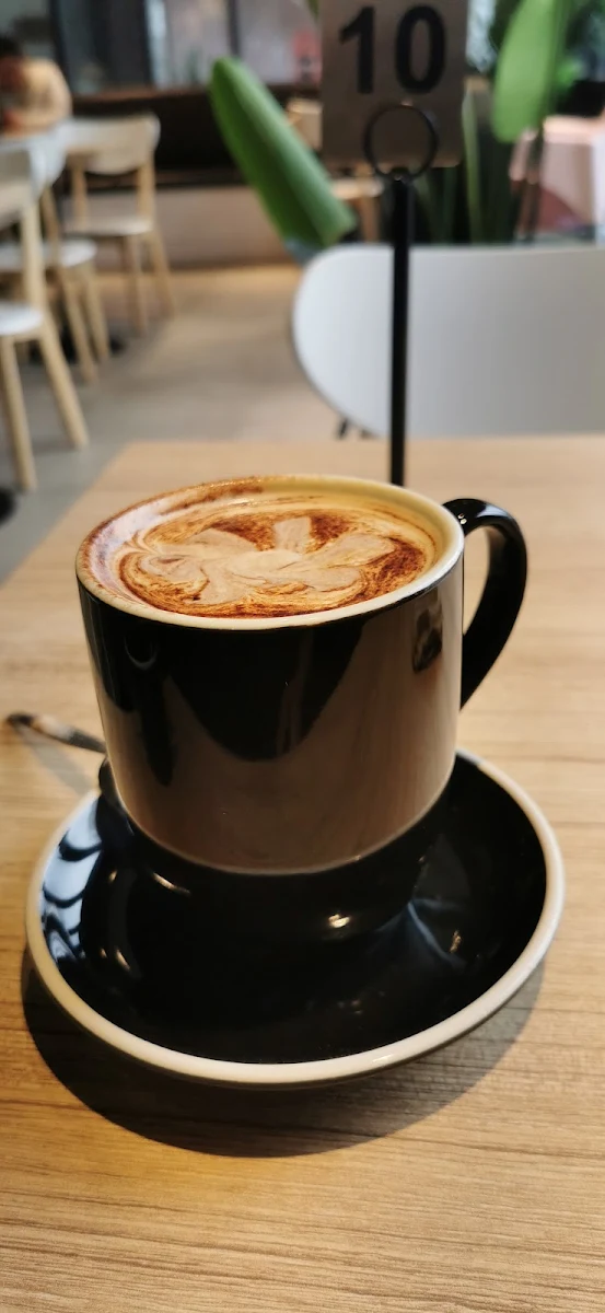Large Capuccino, Caffe Cherry Beans