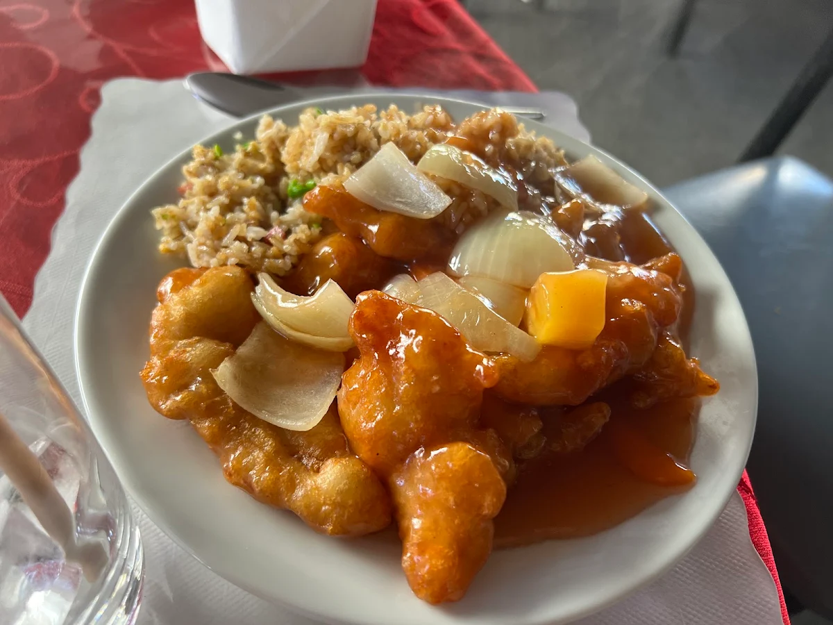 Highlights, Ocean Palace Licensed Chinese Restaurant