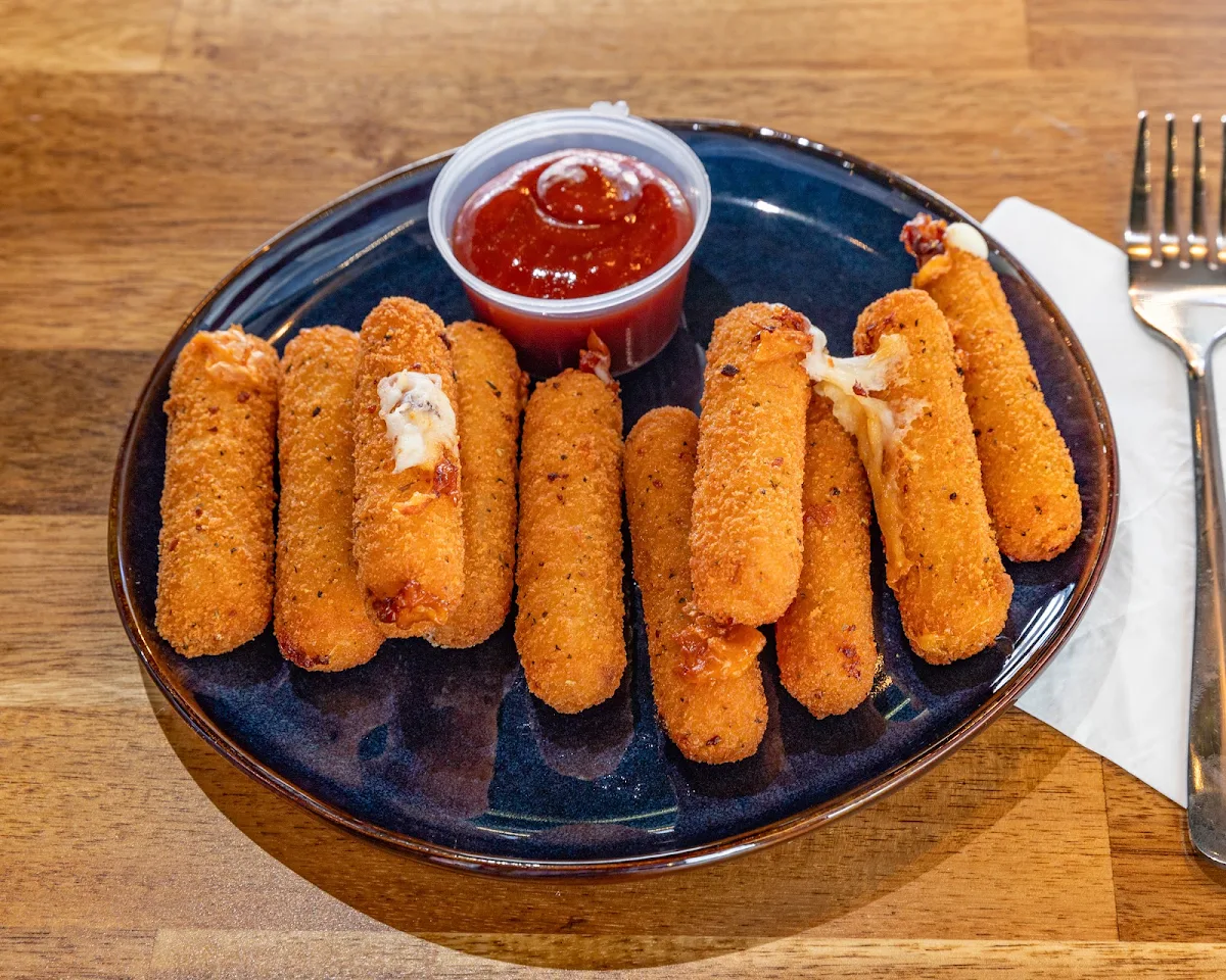 Mozzarella Sticks 6