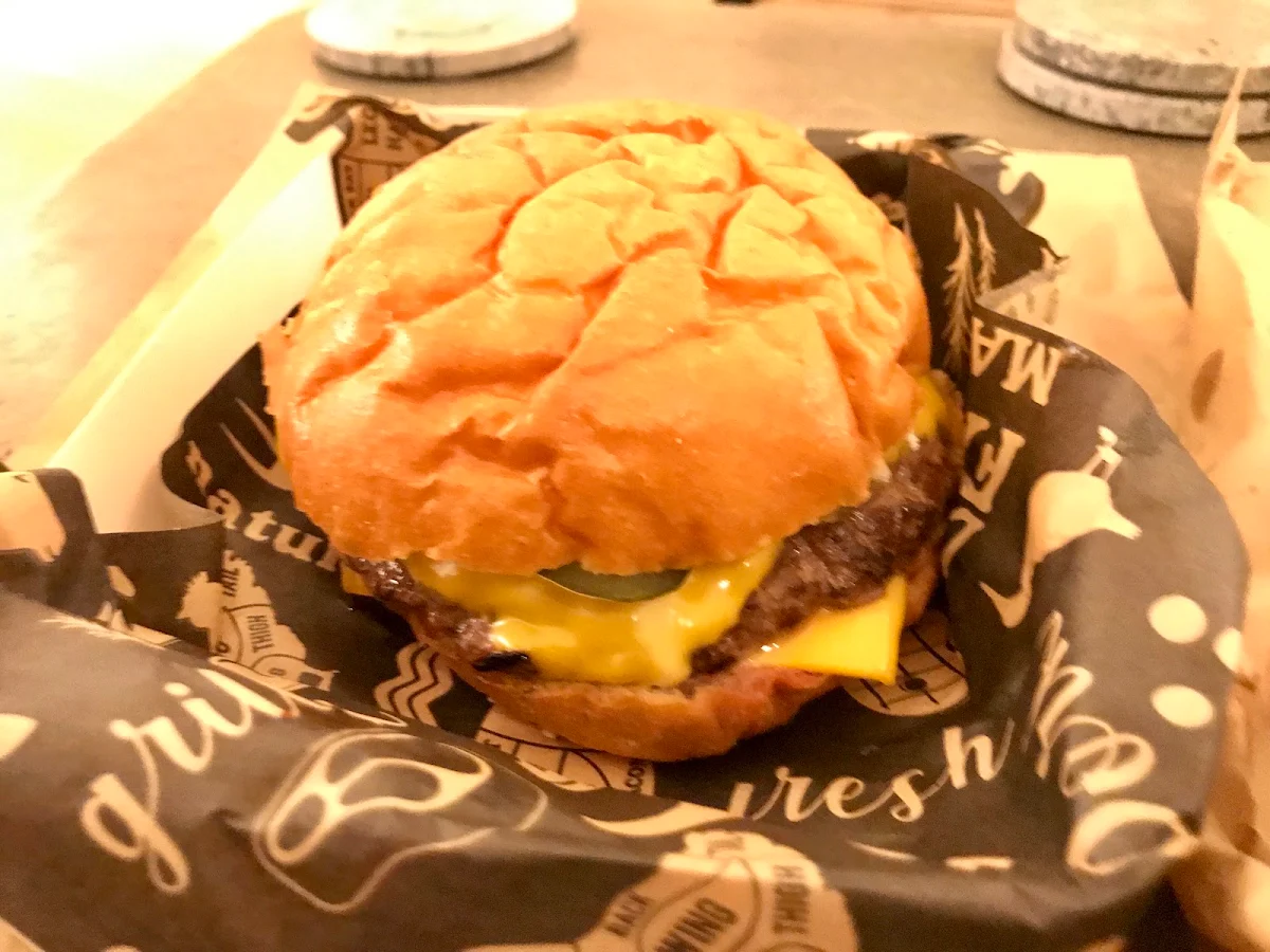 Beef Burger, Liquid Art Café