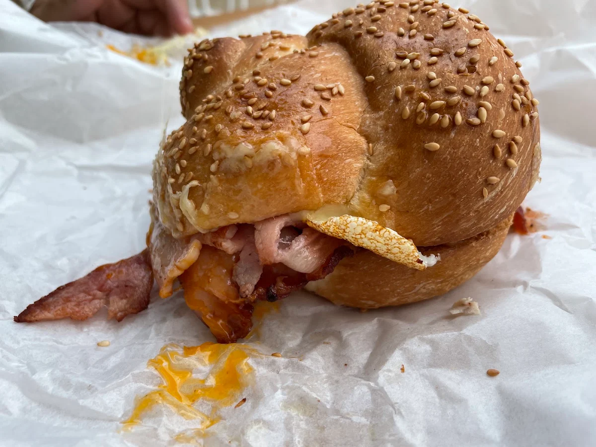 And Bacon Roll, DIMBOOLA STORE