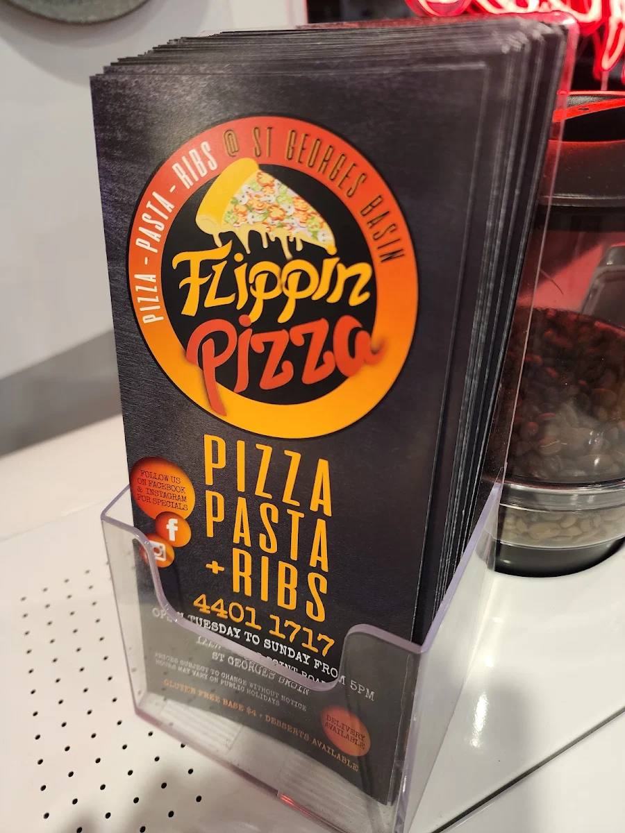 Highlights, Flippin Pizza