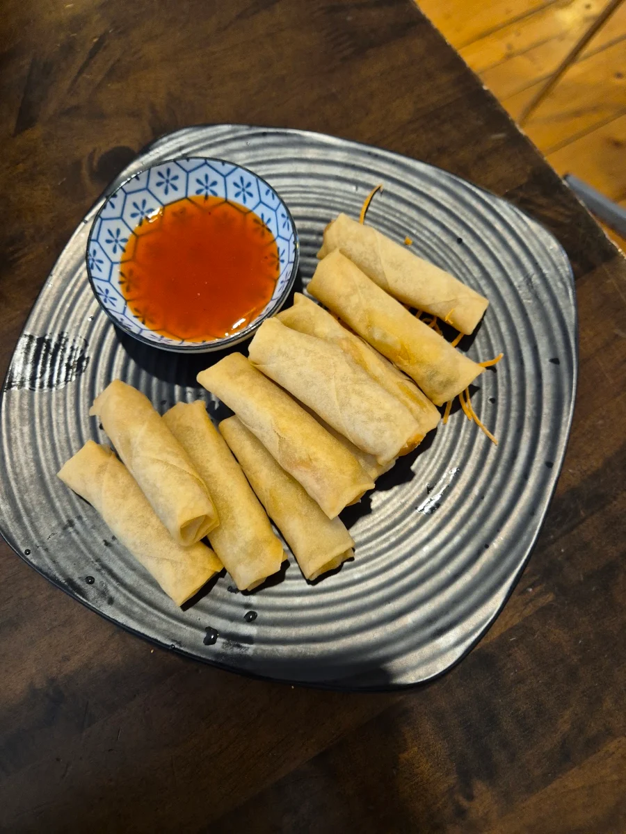Spring Roll, Mama Yama Sushi Express