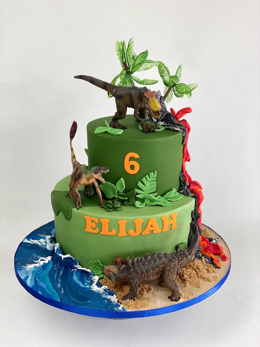 Highlights, Fantasy Cakes
