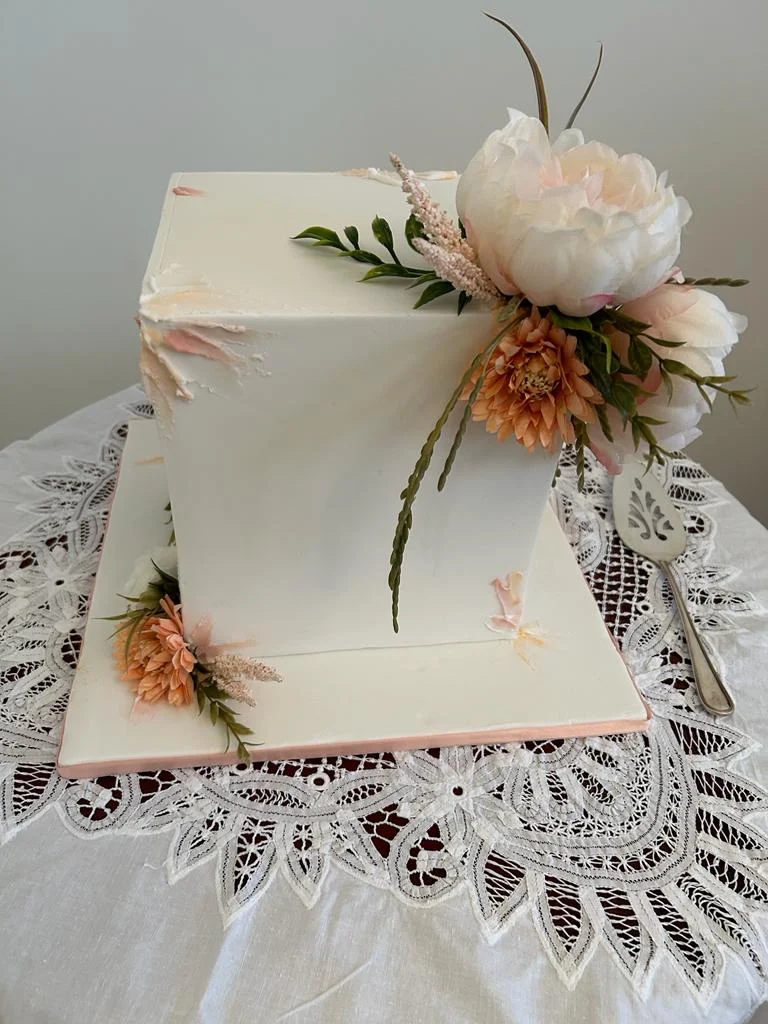 Highlights, Fantasy Cakes