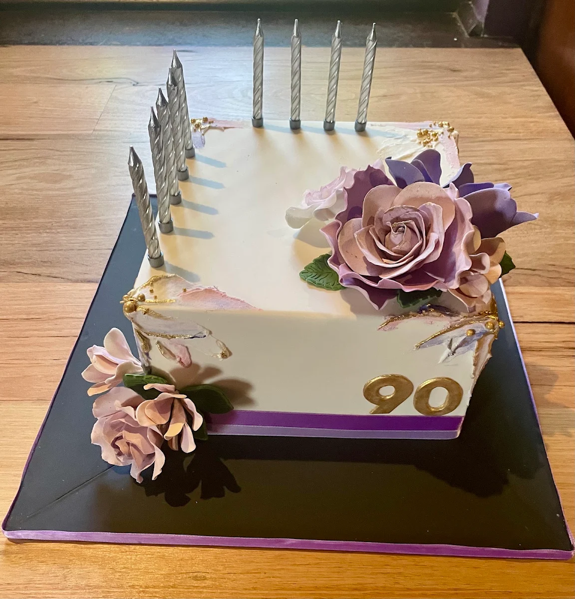 Highlights, Fantasy Cakes
