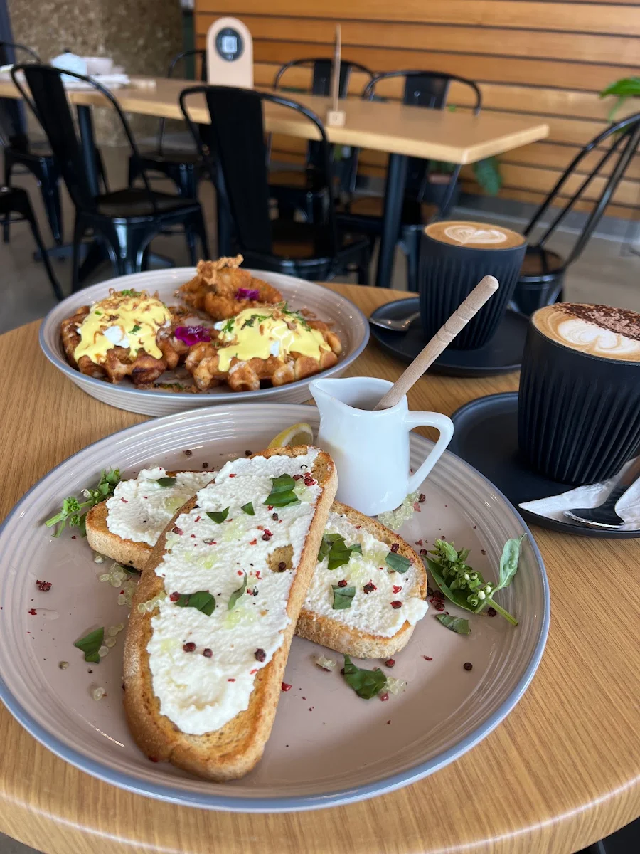 Highlights, Refuge & Co. Coffee Shop (R & Co.)