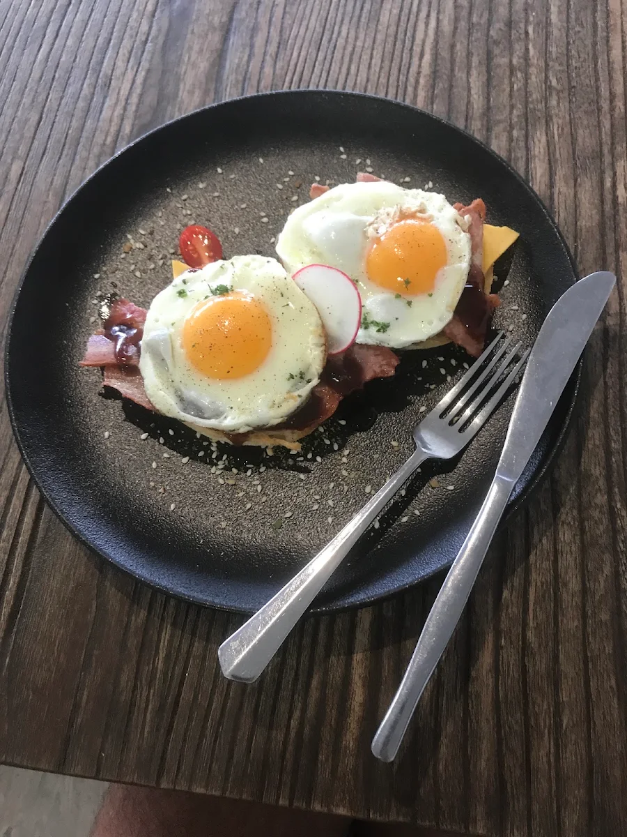 Classic Breakfast on English Muffin
