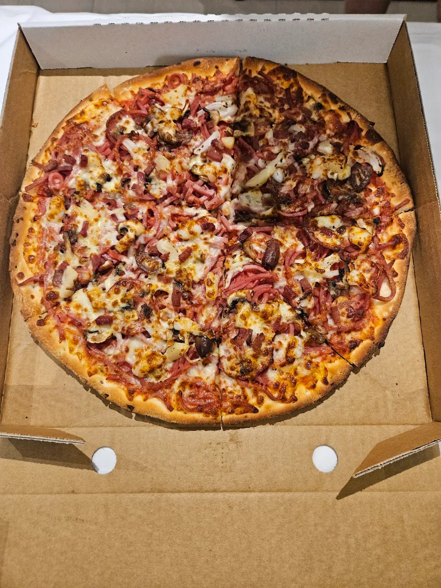 Highlights, Evergreen Pizzeria