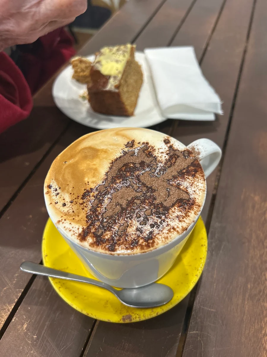 Cappuccino, Delicious Fingers