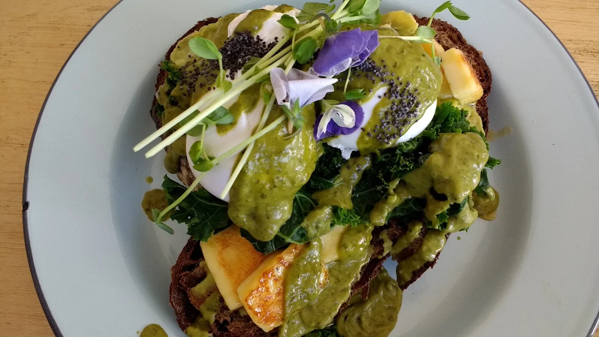 Smashed Avocado, Girdlers Café - Dee Why