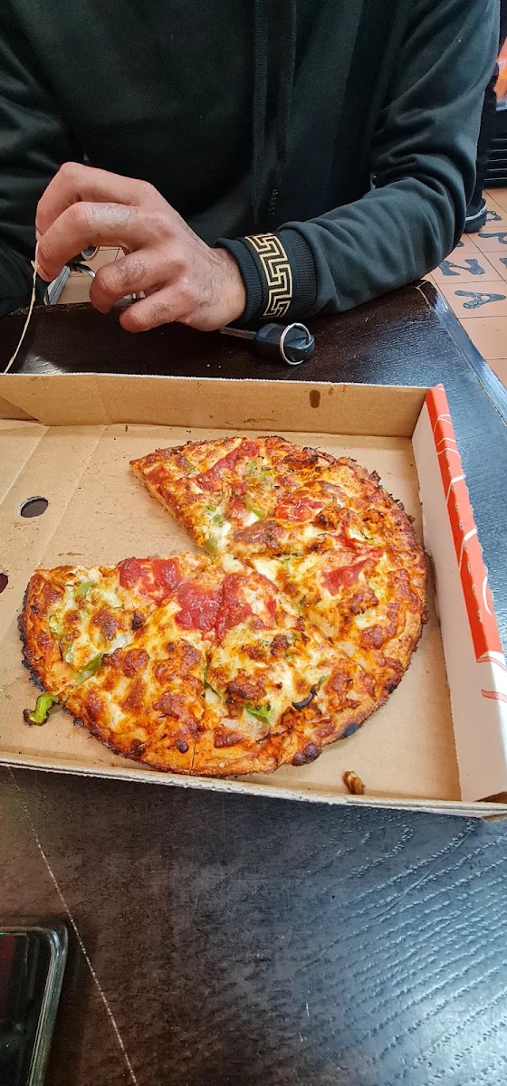 Tandoori Chicken Pizza