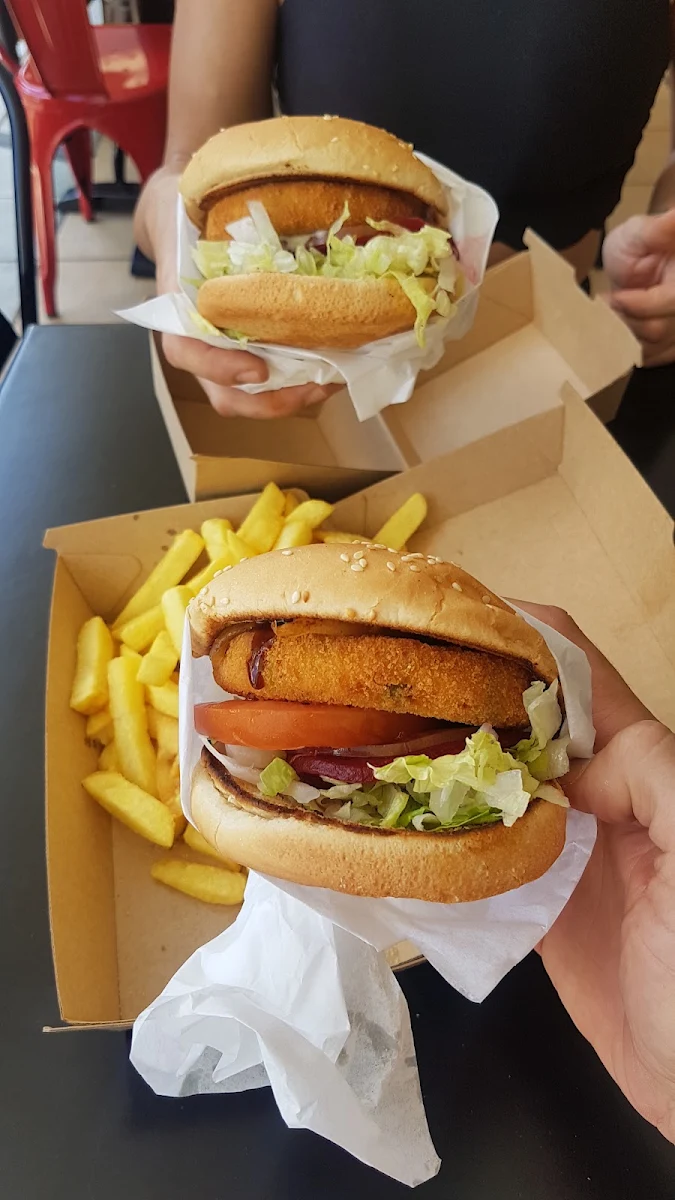 Highlights, Metro Grill