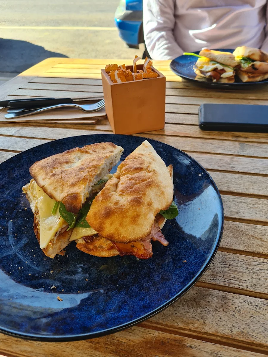 Egg Bacon Burger