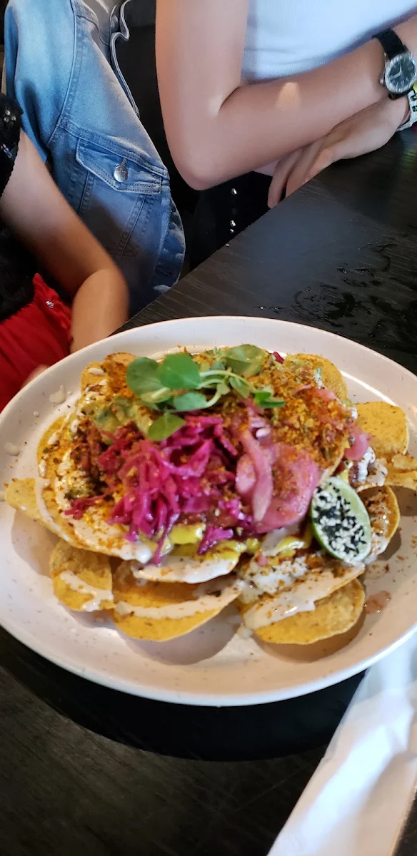 Quinoa Chili Nachos