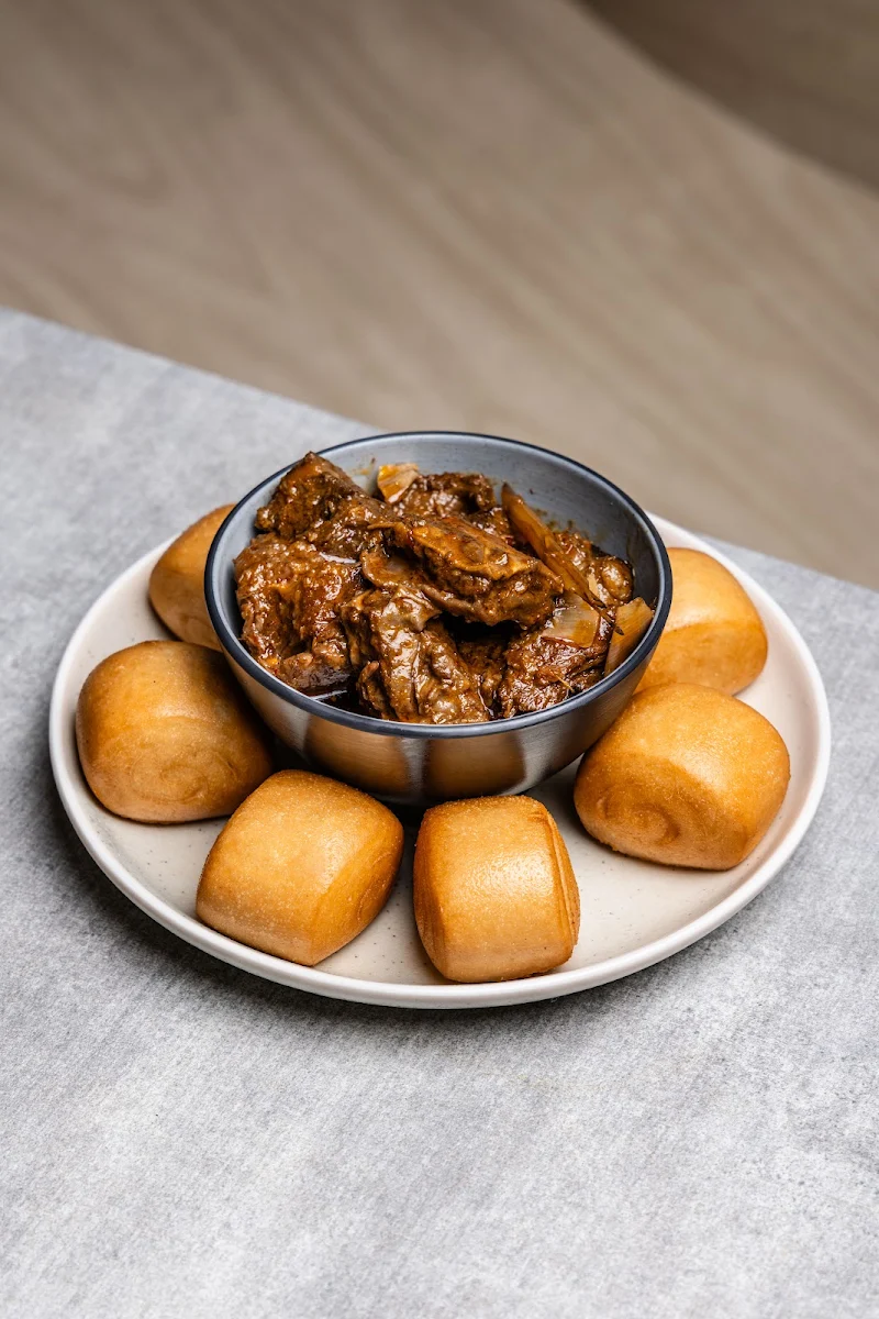 Golden Fried Bun with Condensed Milk Curry Sauce Curry Chicken Beef Rendang