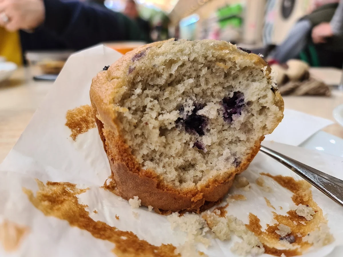 Blueberry Muffin, Doncho's Cafe