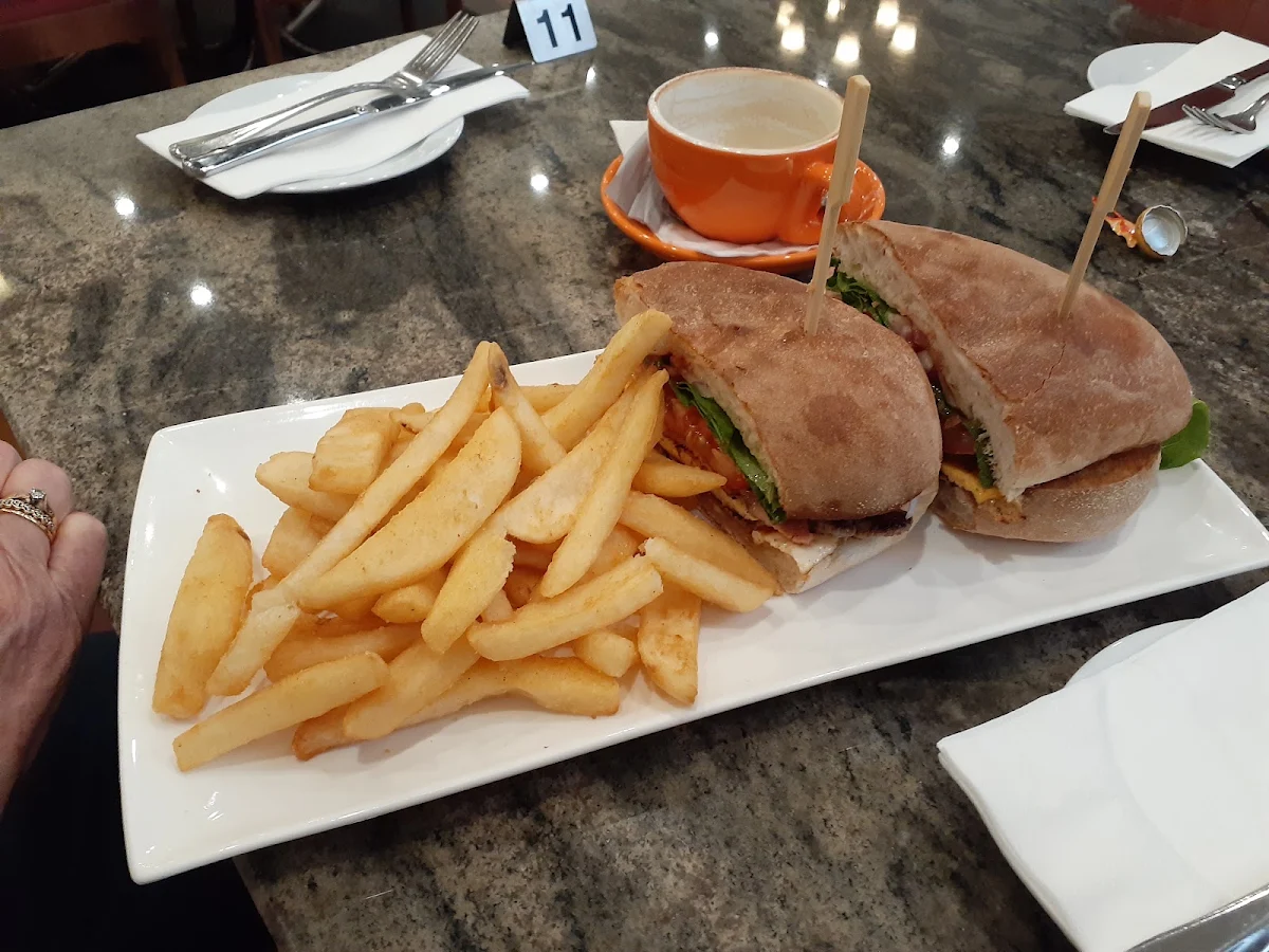 Steak Hamburger, Doncho's Cafe