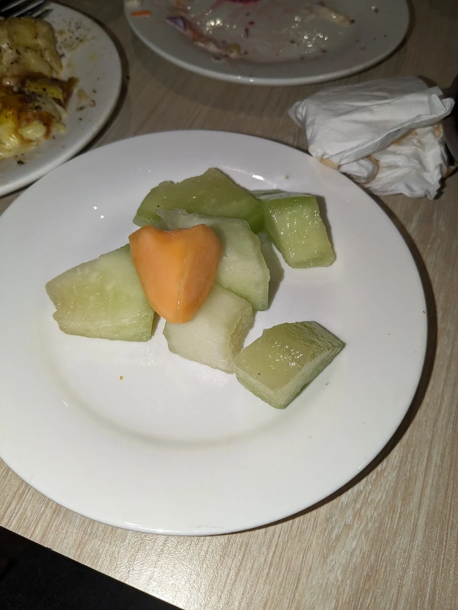 Fruit Witch, Salisbury Hotel