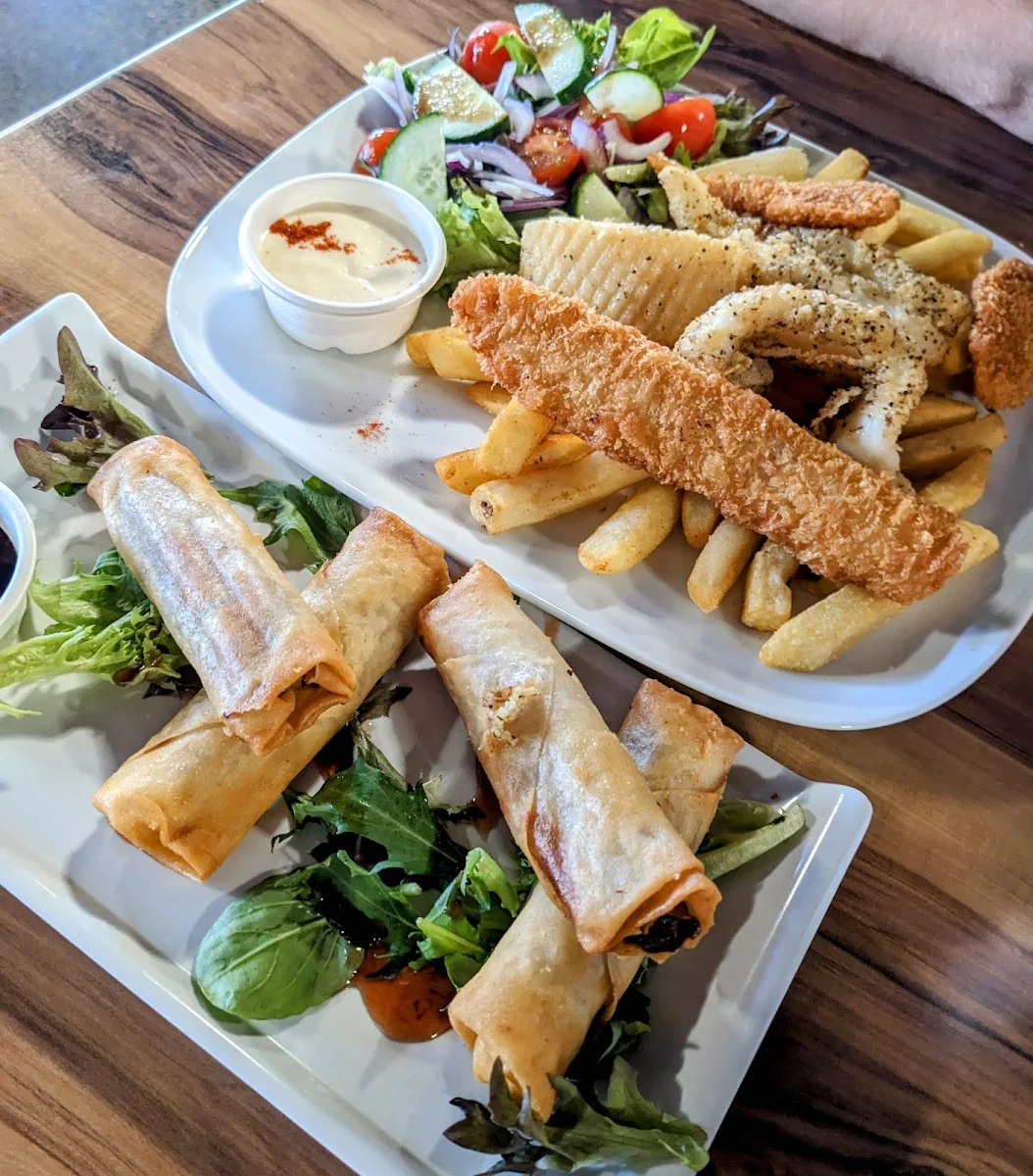 Duck Spring Roll, Wobbly Chook Brewing Co