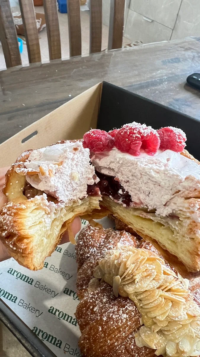 Highlights, Aroma Bakery Carindale