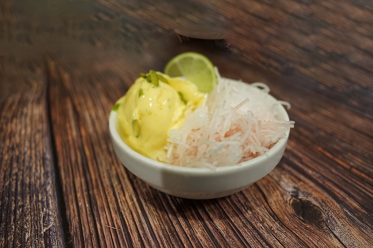 Highlights, Jaam-e-Jam Restaurant