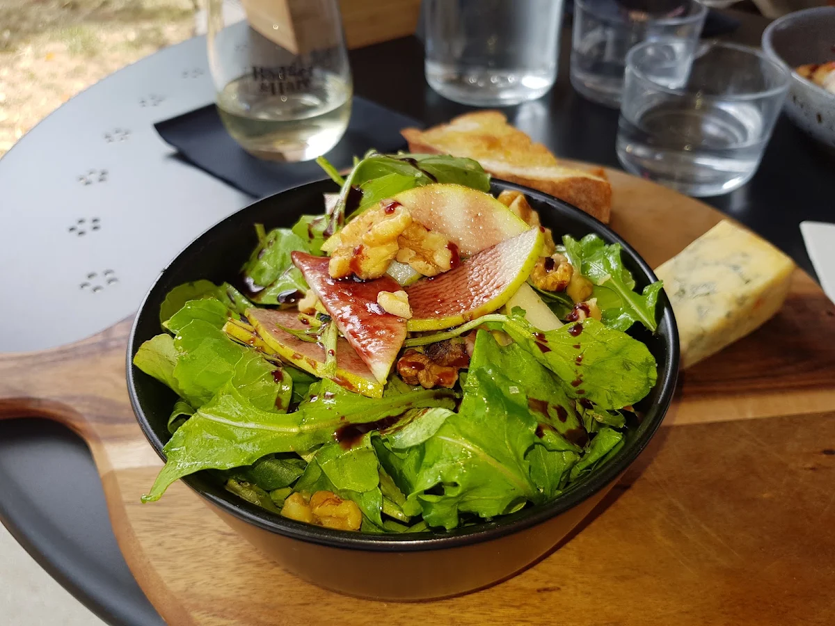 Pear and Walnut Salad