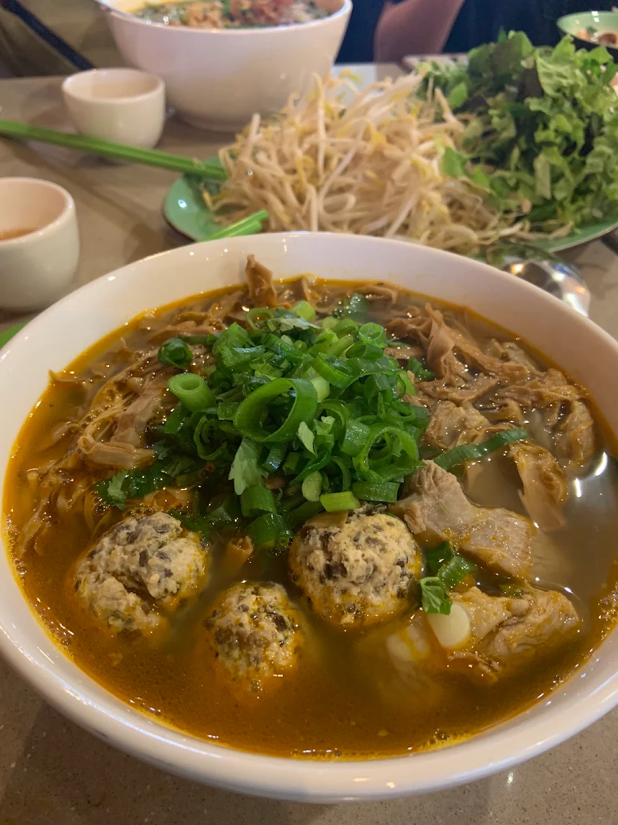 Bún Măng Mọc
