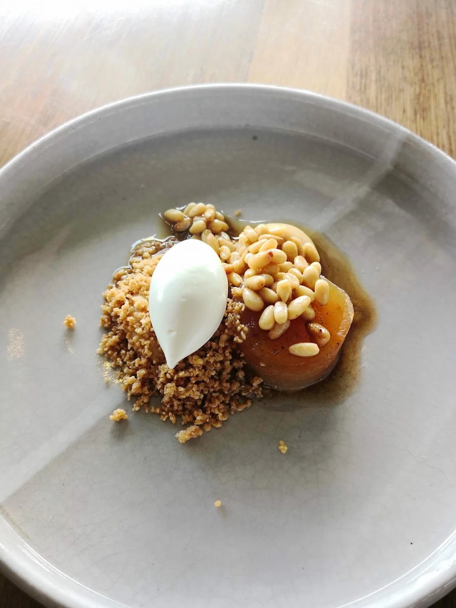 Apple Pine Nut