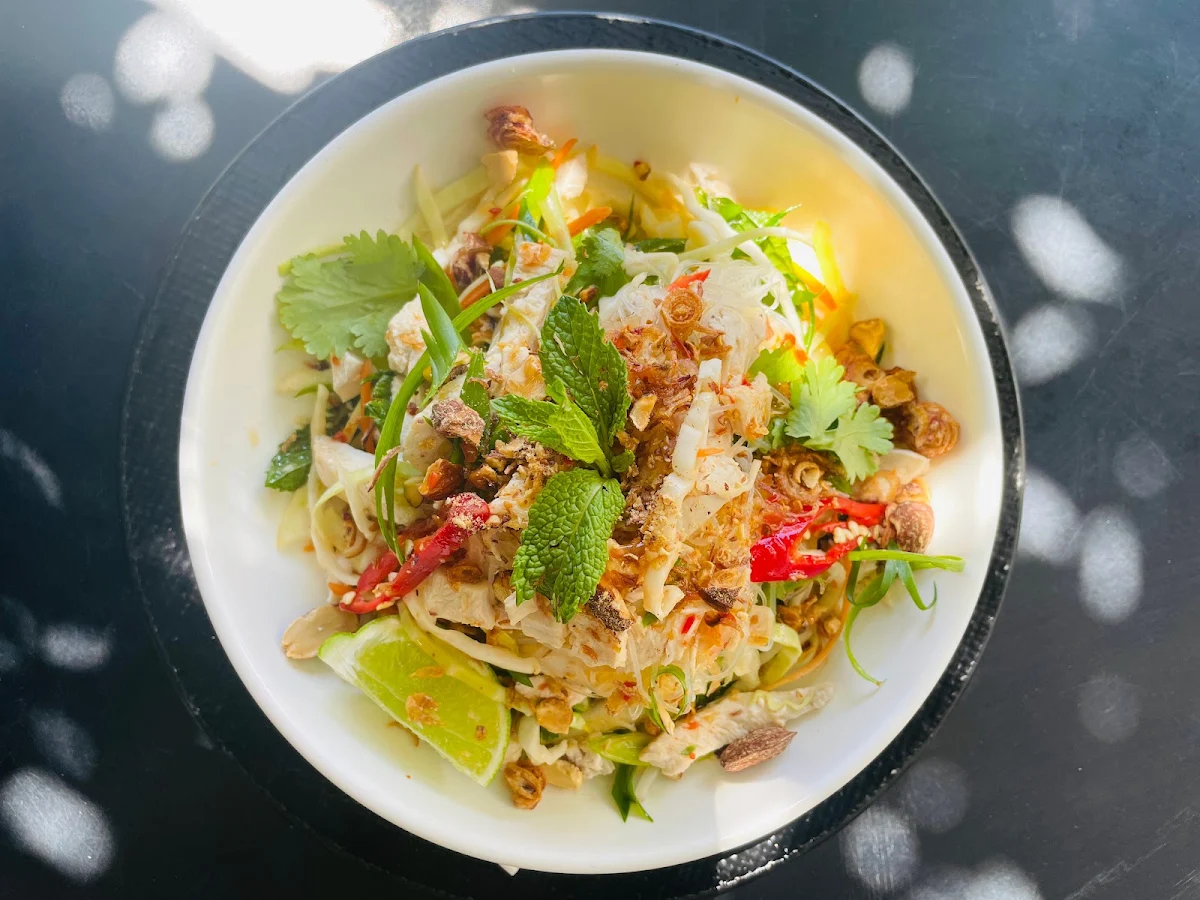 Vietmamese Charcoal Chicken Salad