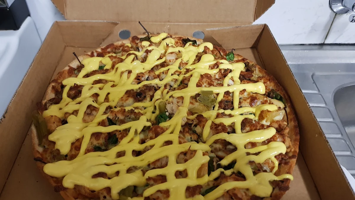 Chicken and Creamy Mushroom Pizza