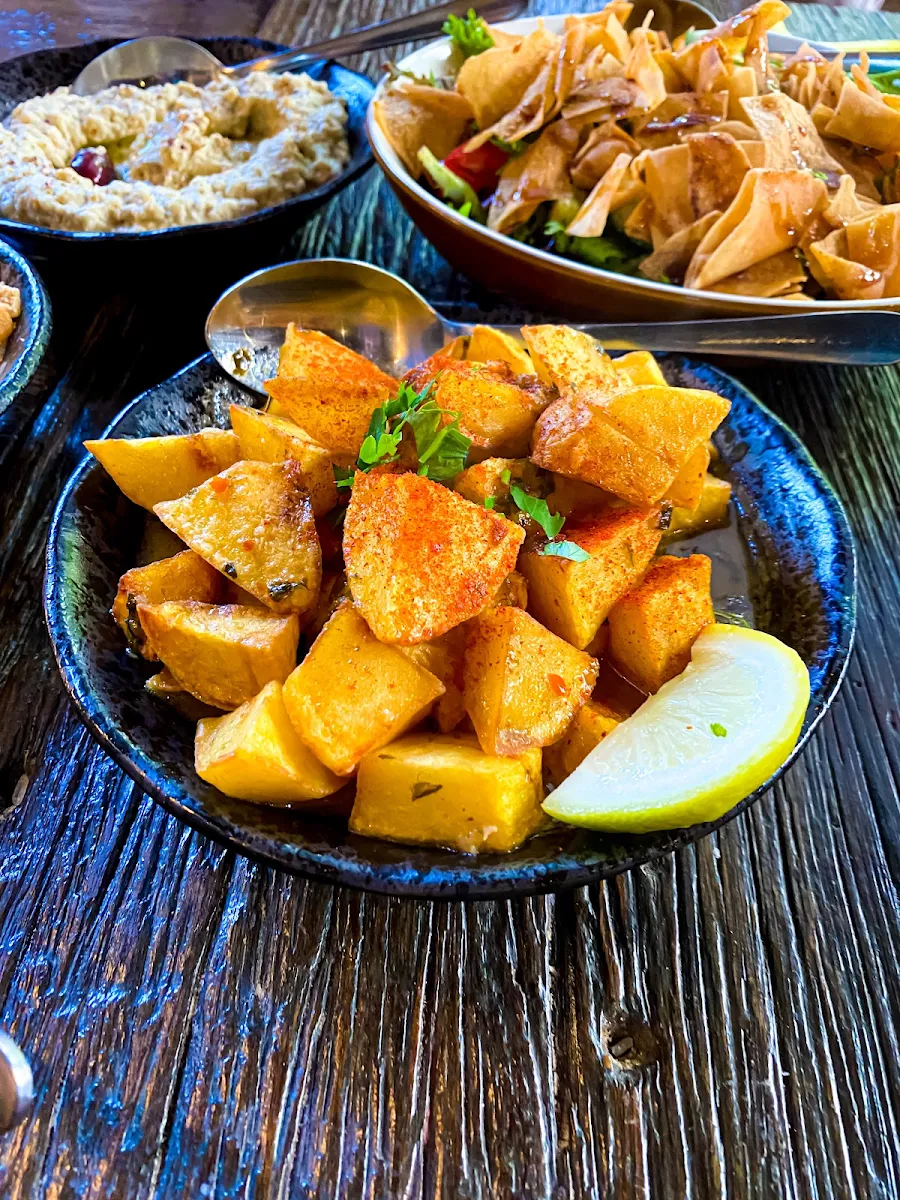 Batata Harra, Tarbouche Mezza Bar