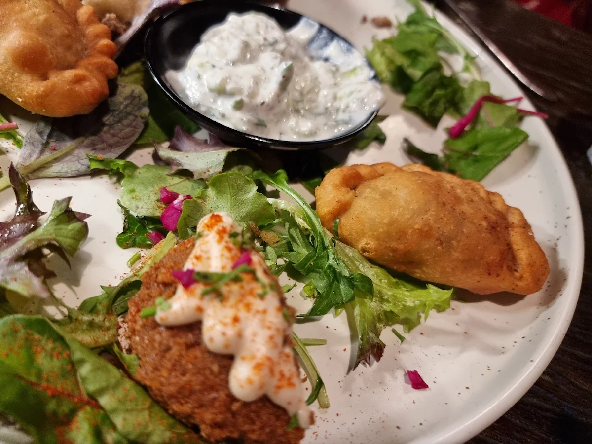 Platter for Two, Tarbouche Mezza Bar