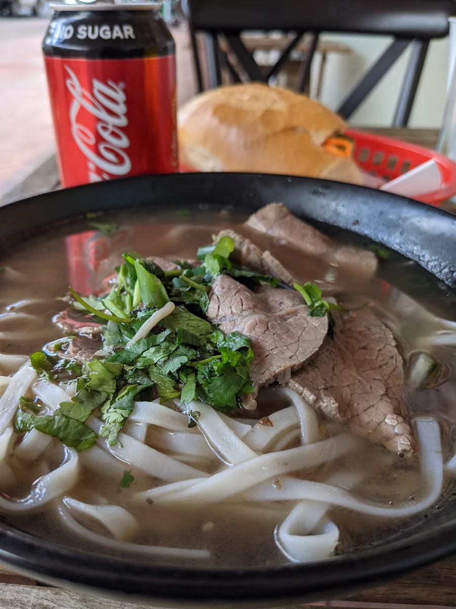 Highlights, Trang Hue Vietnamese Food