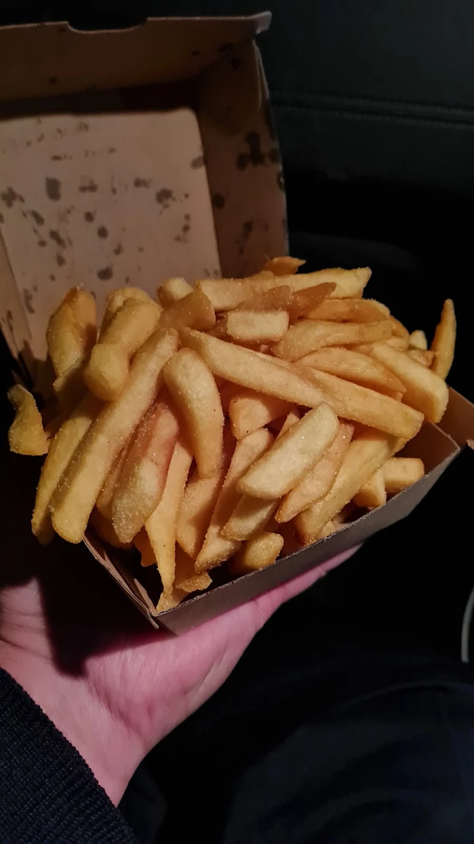 Small Chips, Shish Crew