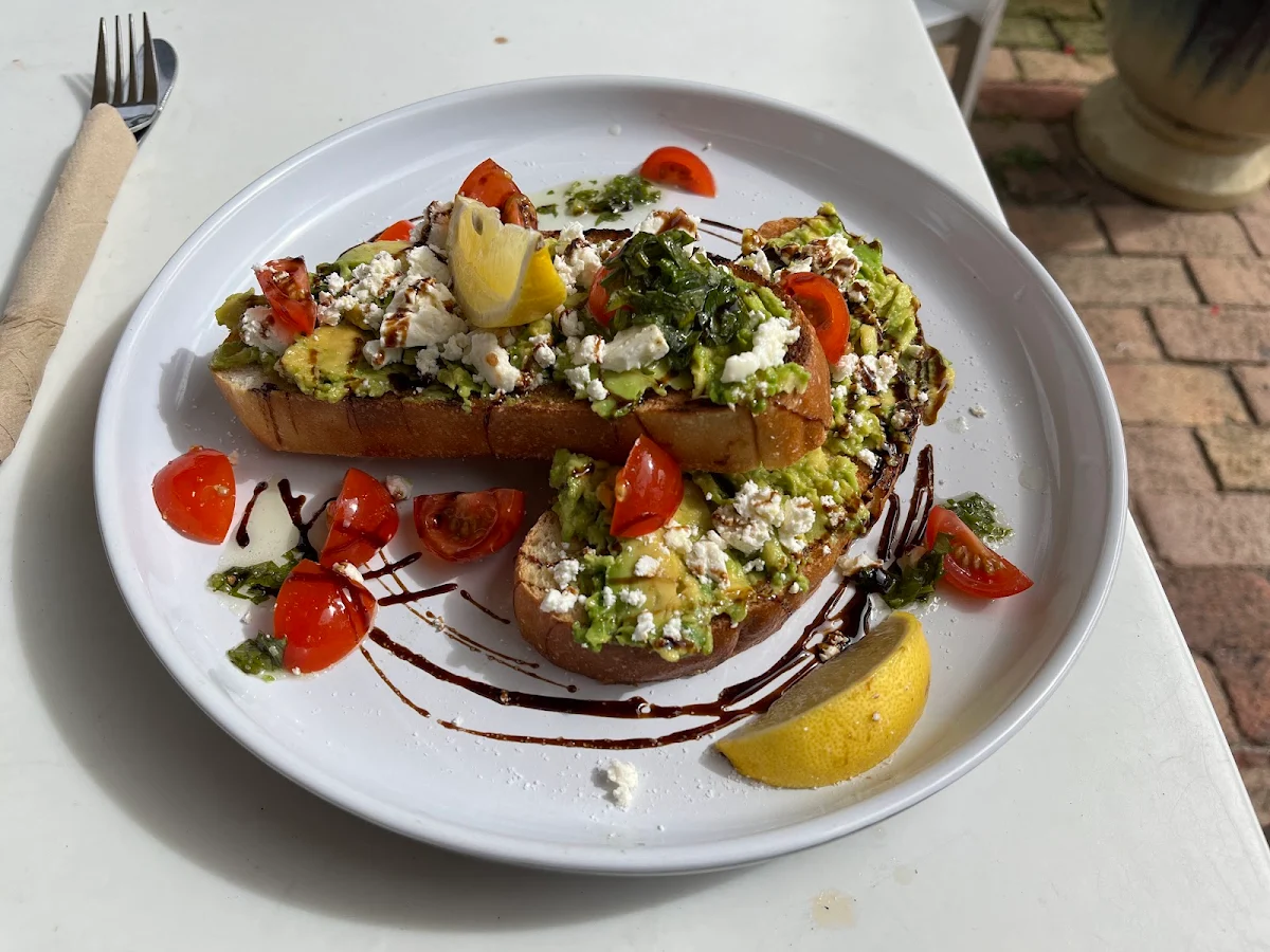 Highlights, Dolphin Watch Cafe