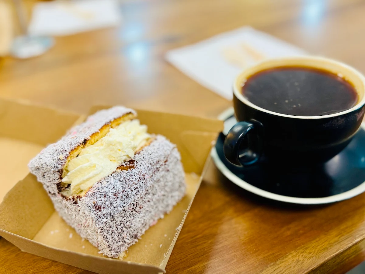 Highlights, Lake mulwala bakery