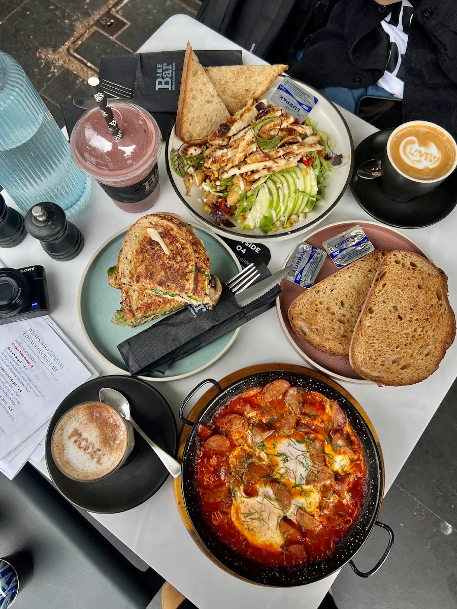 Highlights, Bake Bar