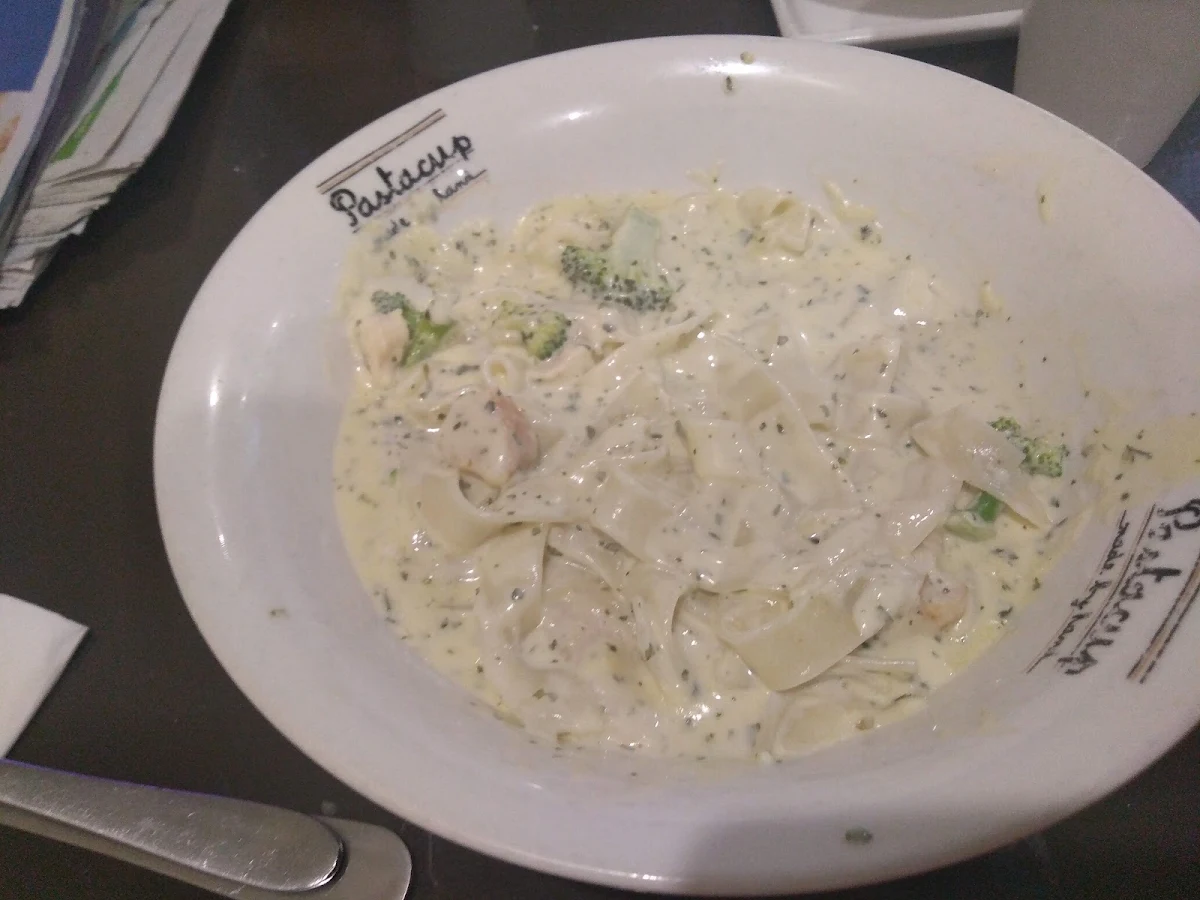 Chicken Broccoli, Pastacup